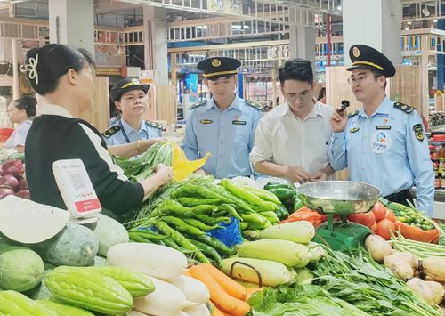 广西防城港市开展食品安全 你点我检 服务惠民生 活动